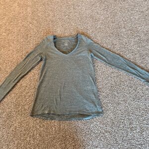 XS American Eagle Green Long-Sleeve Shirt